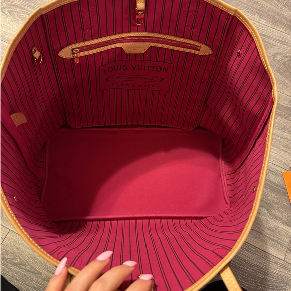 louis vuitton nevertull gm - Picture 7 of 13